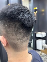 -藤野造型·专业烫染店
