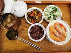 -雪梅月子中心(华侨城店)