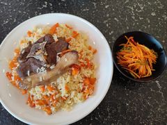 羊肉手抓饭肉已剔骨-米赫曼新疆餐厅·清真(老沪闵路店)