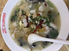 -乐达酸菜鱼面(山师东路店)