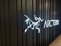 -燕莎奥特莱斯购物中心