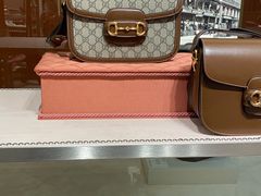 -乐蓬马歇百货公司(Rive Gauche)