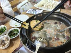 -濠轩阁特色生蚝火锅(水湾路店)