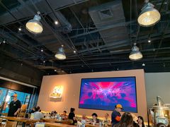 -HUZI虎滋精酿餐吧(京西大悦城店)