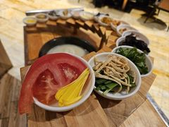 -云采云南菜(中山北路店)
