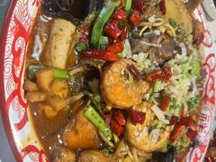 -嗨辣小聚·盘锦河蟹·海鲜烧烤龙虾(盘锦十年好店)
