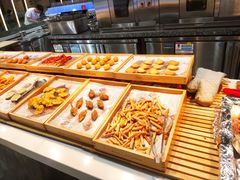 -圣罗巴甄选自助(麦凯乐店)