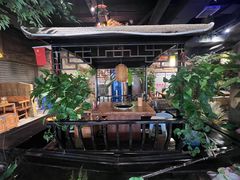 -城墙拐拐火锅(三峡广场黑金冠店)