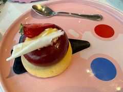 -水桶王国主题餐厅·聚会·生日派对·亲子活动·家庭套餐(亚龙湾希尔顿店)