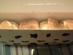 -光明牛奶棚(南泉店)