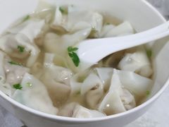 -周震馄饨