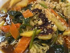 -陇上全荟兰州传统牛肉面(延吉路店)