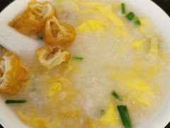 荔湾艇仔粥-伍湛记 · 广州老字号(龙津中路店)