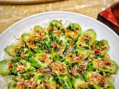 蒜蓉粉丝蒸广式胜瓜-元唐家宴•经典东北菜(梅市口路店)