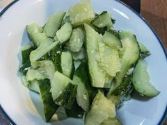 -虾弄弄海派小龙虾·牛羊蝎子火锅