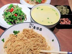 -阿达师傅鱼汤面