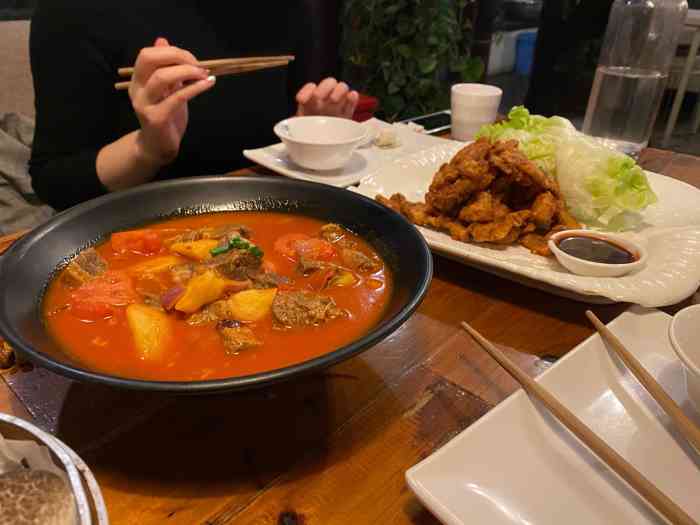 日出青木-"餐厅在下沙高教园西公园里面,公园环境很不.