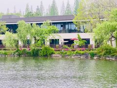 -上海怡沁园度假酒店