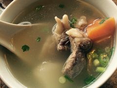 -山港凯悦酒店·BEBA海滩烧烤餐厅酒吧