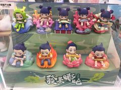 -泡泡玛特POPMART(侨福芳草地店)