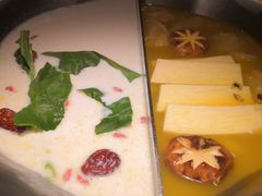 -湊湊火锅·茶憩(新中关购物中心店)