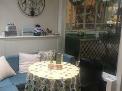 -燕庭·纯燕窝·甜品下午茶(南京西路店)
