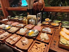 -银米·云南传统过桥米线(双廊黑金冠店)