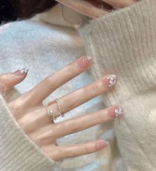 -悦指间美甲美睫