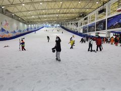 -乔波室内滑雪场
