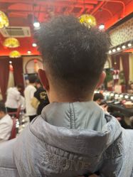 -东方先生国潮男士理发馆