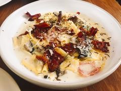 -ROAST coffee & eatery