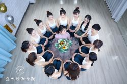 -亚太瑜伽普拉提学院