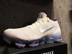-NIKE品牌体验店(南京东路店)