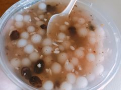 -芳婆糕团店(王府大街店)