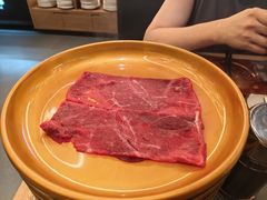 -牛YO寿喜烧·铁板烧和牛火锅自助(市府恒隆店)