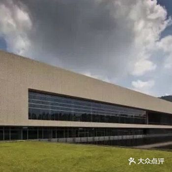 它曾被评为“亚洲最美图书馆”！