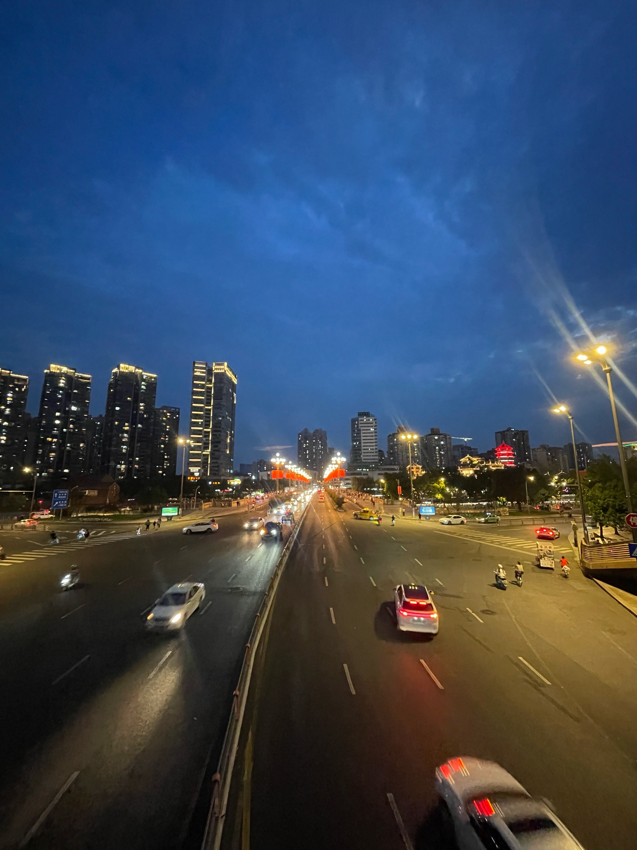 成都市夜景漂亮的地方图片