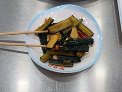 -屯老二农家铁锅炖·行业领军者(梅江店)