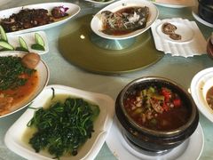 -南京悦客假日酒店