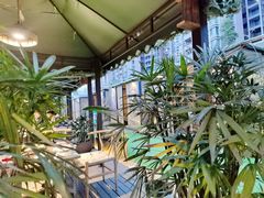 -冰冰龙虾·江湖菜·花园江景餐厅