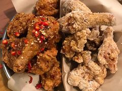 炸鸡翅一半一半-富乐满韩国正宗炸鸡韩国料理(虹泉路店)