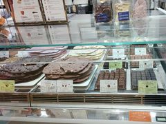 -VENCHI 闻绮(上海佛罗伦萨小镇店)