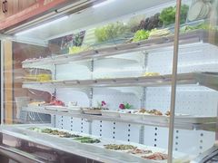 -哈尔滨小酒馆·鲜肉现穿自助烧烤(康新花园店)