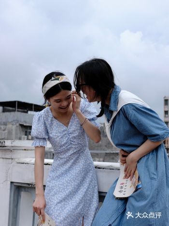 探寻隐秘角落拍摄地，赤坎老街的别样风情