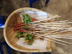 -马路边边串串香形象店(磐石路店)