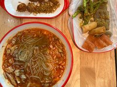 -二钢串叔麻辣烫(华龙大厦店)