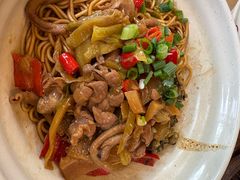 -佬钱湾仔(衣裳街店)