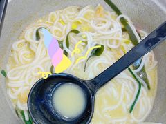 -汤小云火锅米线(钻汇广场店)