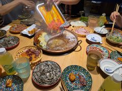 -洱火云南酸菜牛肉火锅(石景山当代商城店)