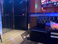 -唱吧麦颂KTV(松江五龙商业广场店)